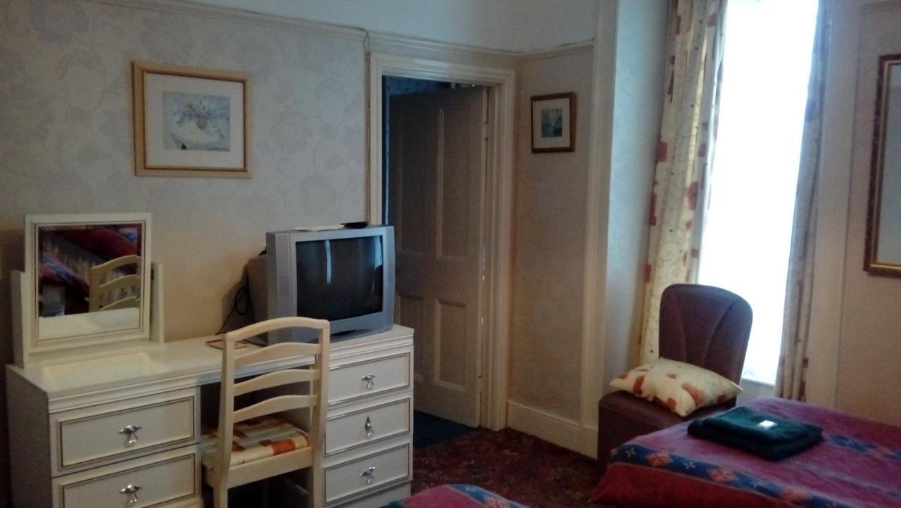 Neuadd Arms Hotel Llanwrtyd Wells Εξωτερικό φωτογραφία